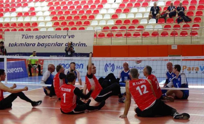 ParaVolley Oturarak Voleybol Milli Takımı ilk maçından galip