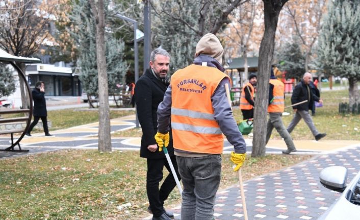 Pursaklar Belediyesi ilçenin temizlik çalışmalarını sürdürüyor