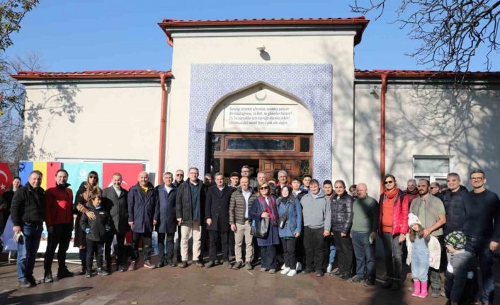 Romanya’da "Şehitlere Vefa Projesi" kapsamında fidan dikme etkinliği yapıldı