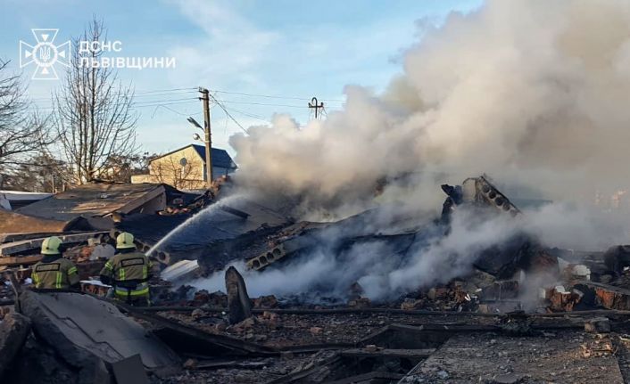 Rusya’dan Ukrayna’ya 210 füze ve İHA ile saldırı: 2 ölü