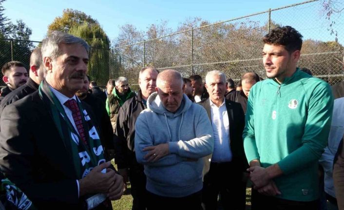 Sakaryaspor, yarım asırlık derbinin son provasını yaptı