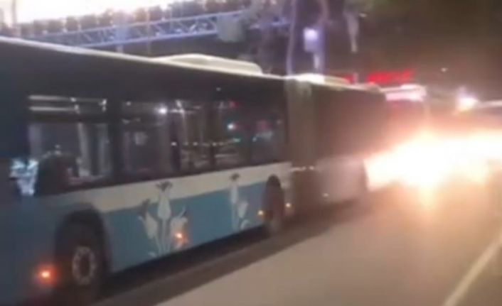 Şanlıurfa’da otobüs ile motosiklet çarpıştı: 2 yaralı