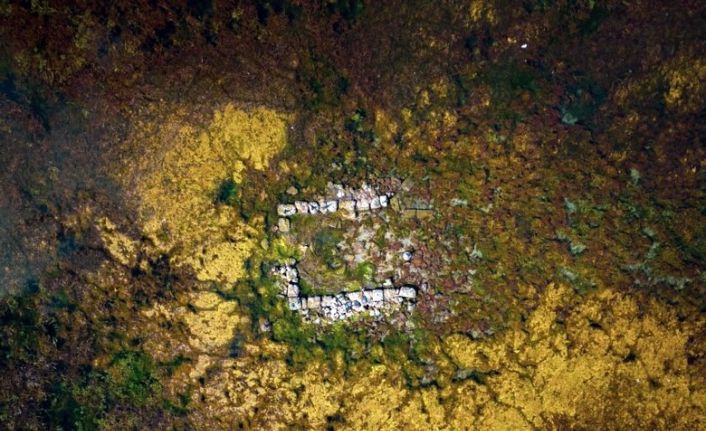 Sapanca Gölü’nde su çekildi: Tarihi yapı ortaya çıktı