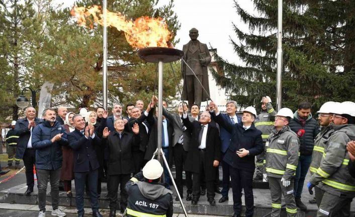 Sarız’da doğal gaz ateşi yandı