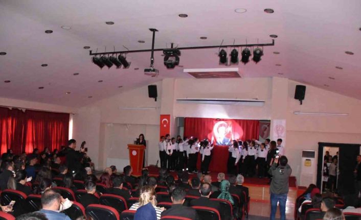 Şırnak ve Siirt’te 10 Kasım Atatürk’ü anma töreni