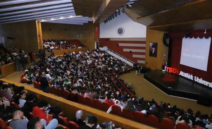 TEDx etkinlikleri, katılımcıların ilham verici konuşmalarıyla sona erdi