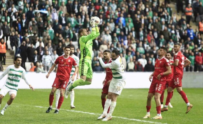 TFF 3. Lig: Bursaspor: 3 - Bulvarspor: 0