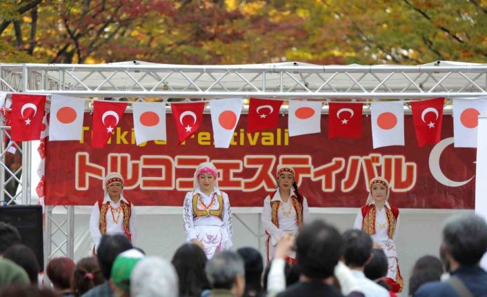 Tokyo’da Türkiye Festivali yapıldı, Japonlar halay çekti