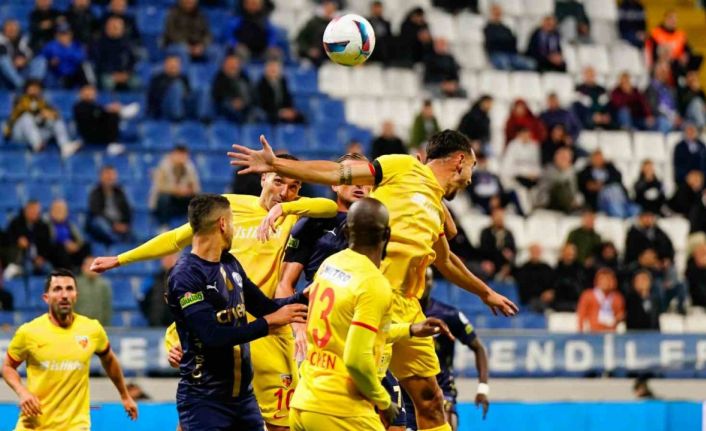 Trendyol Süper Lig: Kasımpaşa: 0 - Kayserispor: 1 (İlk yarı)