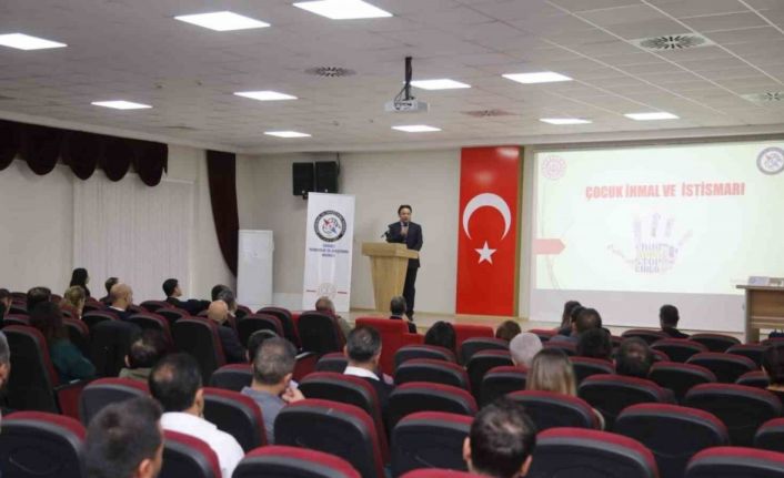 Tunceli’de, ’Çocuk ihmali ve istismar vakalarında yasal süreç’ semineri