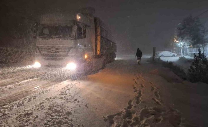 Tunceli’de kar yağışı