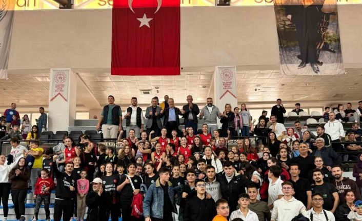 Turgutlu Belediyespor’dan filede net galibiyet