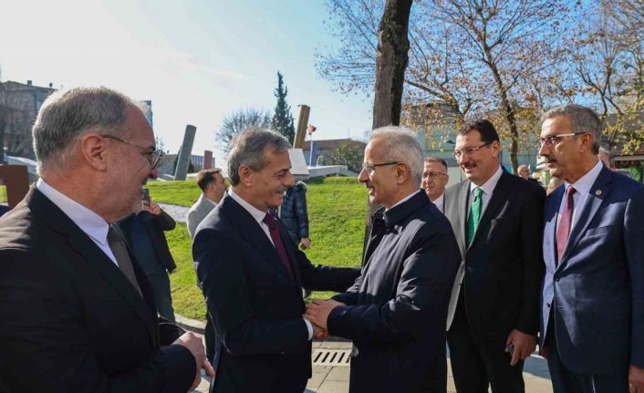 Ulaştırma ve Altyapı Bakanı Abdülkadir Uraloğlu, Yusuf Alemdar’ı ziyaret etti