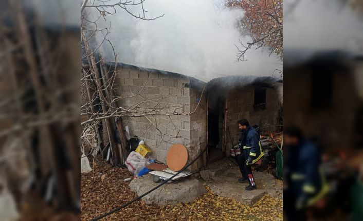 Van’da tandır evi yangını