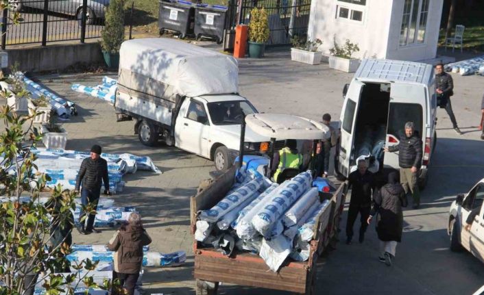 Yalova’da 167 çiftçiye 59 ton sera naylonu dağıtıldı