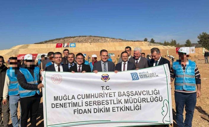 Yükümlüler 250 fidanla ‘Yeşil Vatana’ katkı verdi