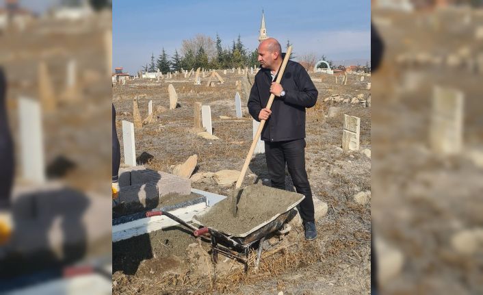 36 yıl sonra şehit sayılan Savsar’ın mezarı yapıldı