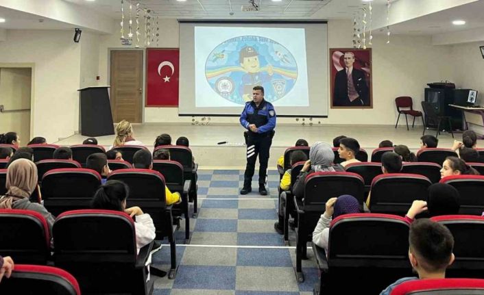 735 öğrenci güvenlik konularında bilgilendirildi