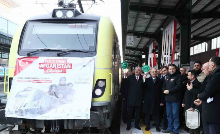 Afganistan’a yardım malzemesi taşıyacak 21. ’İyilik Treni’ Ankara’dan hareket etti