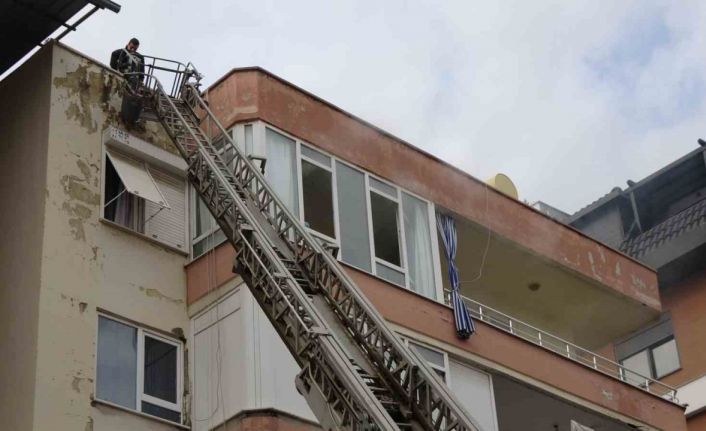 Alanya’da baca yangını büyümeden söndürüldü