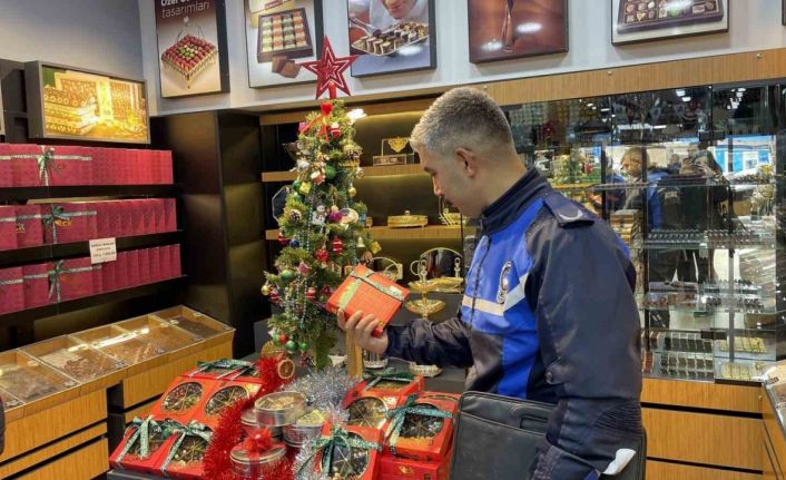 Aliağa Belediyesi Zabıta Müdürlüğü’nden yılbaşı denetimi