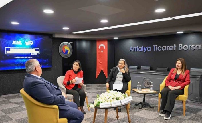 Antalya’da Tarımsal Kooperatifçiliğin Geleceği paneli düzenlendi