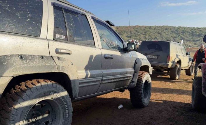 Arnavutköy’de düzenlenen Off-Road Şenliği renkli görüntülere sahne oldu