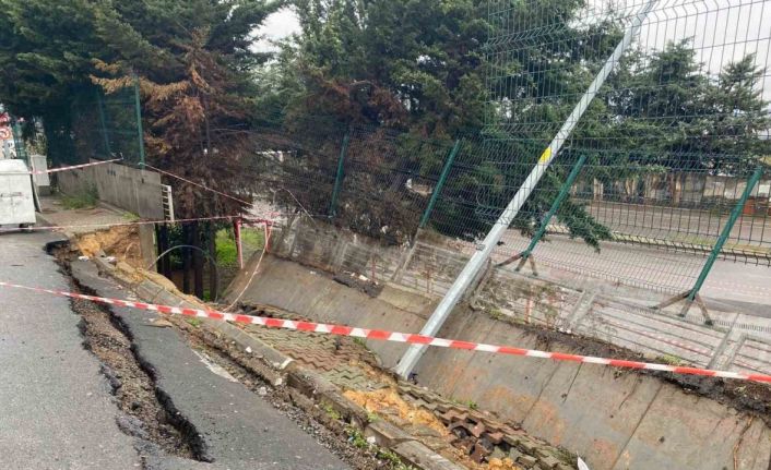 Ataşehir’de benzin istasyonunun duvarı çöktü