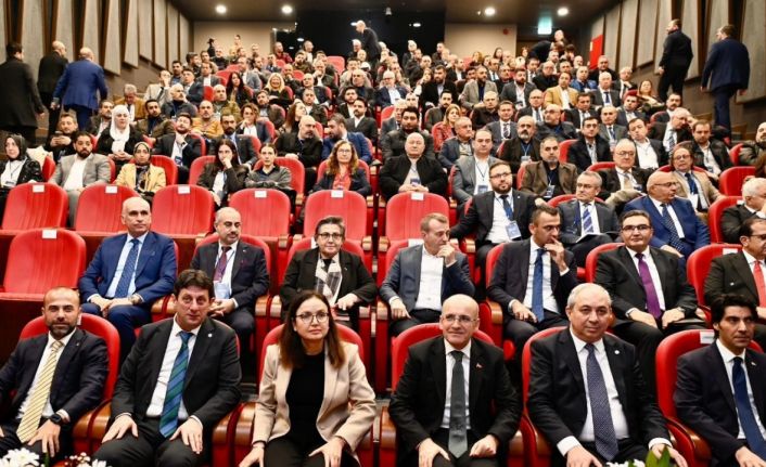 Bakan Şimşek, Yalova’da "İş Dünyası Buluşması"na katıldı