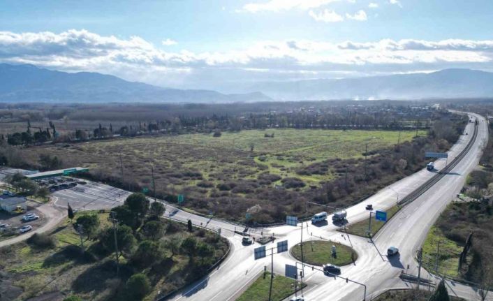 Bakım ve onarımı tamamlandı, otoyolun Akyazı Gişeleri kullanıma açıldı