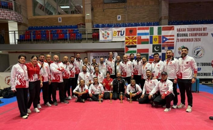 Balkan Taekwondo Şampiyonası’nda ikinci oldu