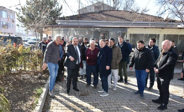 Başkan Hamamcı mahalle sakinleriyle bir araya geldi