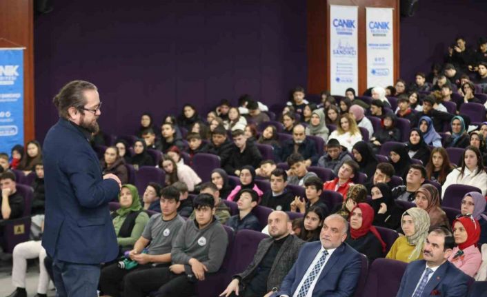 Başkan Sandıkçı: “Siber Vatan’ın ne demek olduğunu anlamalıyız”