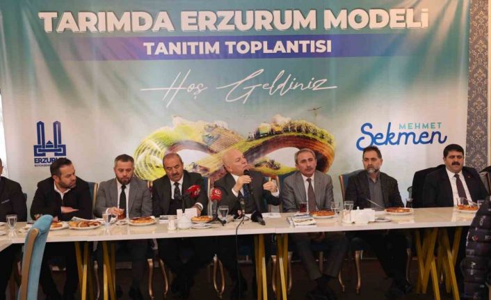 Başkan Sekmen’in “Tarımda Erzurum Modeli” kitabı yoğun ilgi gördü