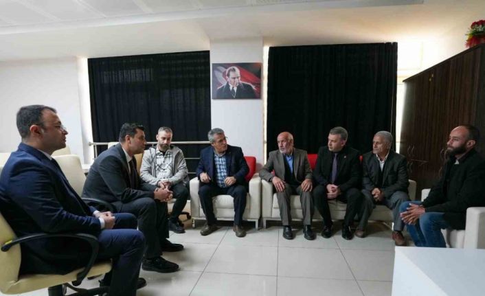 Başkan Zeyrek şiddet mağduru kadınları yalnız bırakmadı