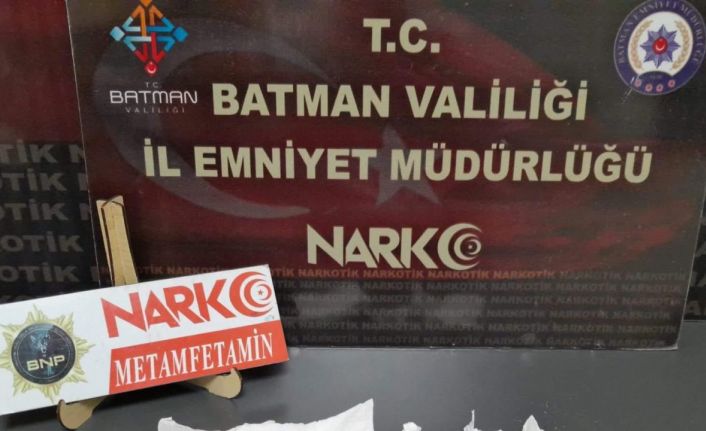 Batman’da araçta uyuşturucuyla yakalanan şüpheli tutuklandı