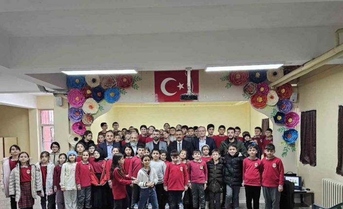 Bayburt’ta ilkokul öğrencileri çocuk sağlığı ve çocuk hastalıkları konularında bilgilendirildi