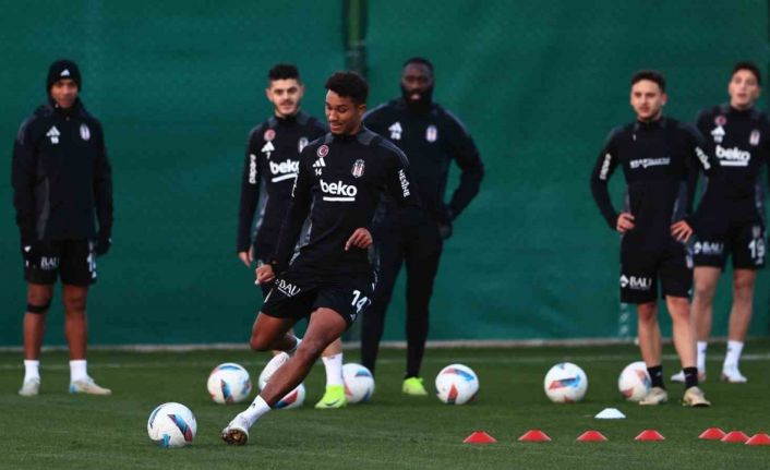 Beşiktaş, Adana Demirspor maçı hazırlıklarına başladı