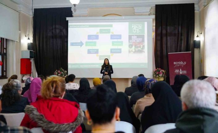 Beyoğlu’nda "En İyi Narkotik Polis: Anne" seminerleri başladı