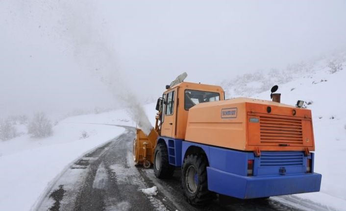 Bingöl’de 130 köy yolu ulaşıma açıldı