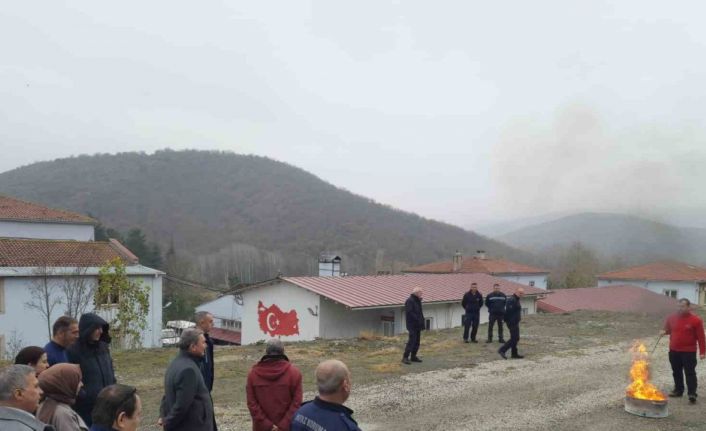 Bozüyük Belediyesi İtfaiyesi’nden Cezaevi personeline yangın eğitimi