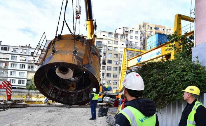 Buca Metrosu’nda “dev mesai”