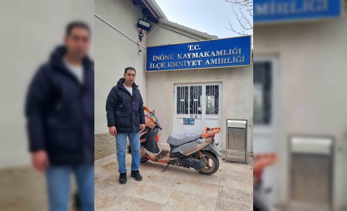 Çalıntı motosiklet bulunup sahibine teslim edildi