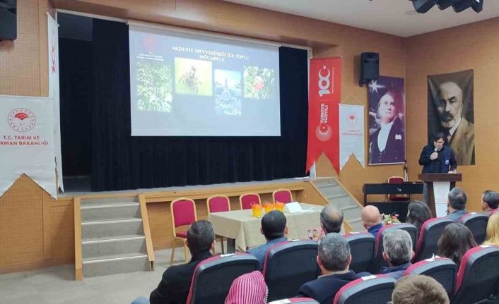 Çanakkale’de Akdeniz Meyve Sineği İle Mücadele Toplantısı Gerçekleştirildi