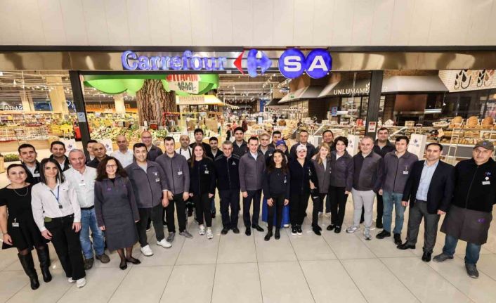 CarrefourSA, 12 Aralık Mağazacılar Günü’nü 15 bin çalışanı ile kutladı