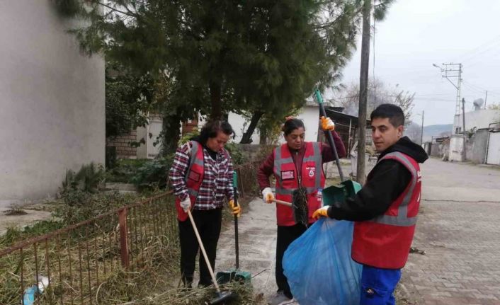 Ceyhan Belediyesi’nden kırsal mahallelere temizlik seferberliği