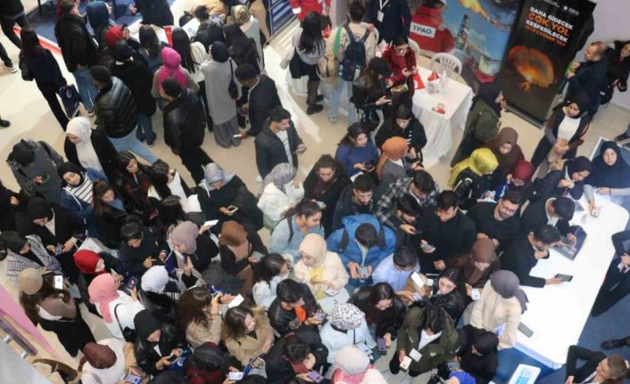 Cumhurbaşkanlığı Güneydoğu Kariyer Fuarı Şanlıurfa’da başladı