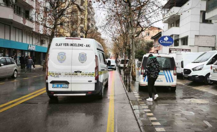 Denizli’de 6. kattan kendisini aşağıya bırakan genç hayatını kaybetti