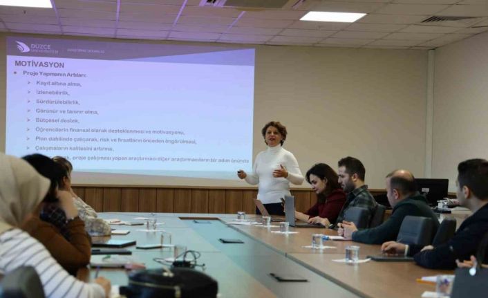 Düzce Üniversitesi’nden proje yazma atölyesi