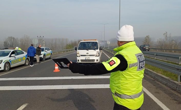 Düzce’de 147 araç trafikten men edildi